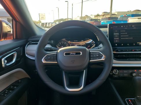 New 2026 Jeep Compass Limited image 7