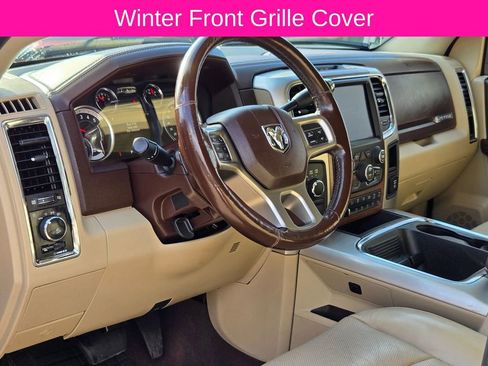 Used 2018 RAM 2500 Laramie image 12