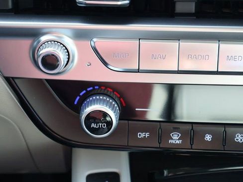 New 2025 Kia Telluride S image 26