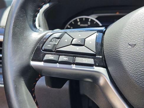 Used 2023 Nissan Altima 2.5 SR w/ SR Premium Package FWD image 19