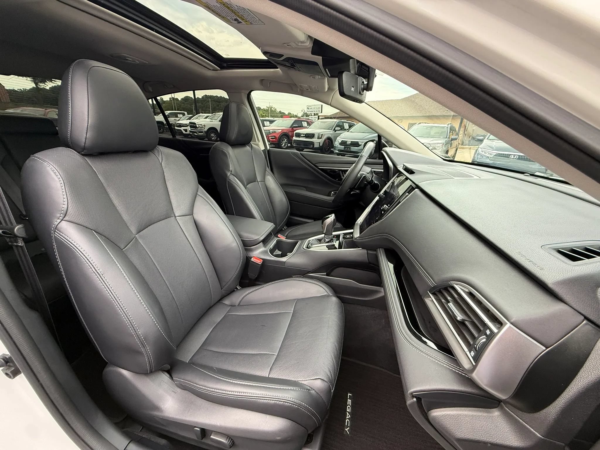 Used 2025 Subaru Legacy Limited AWD/4WD image 16