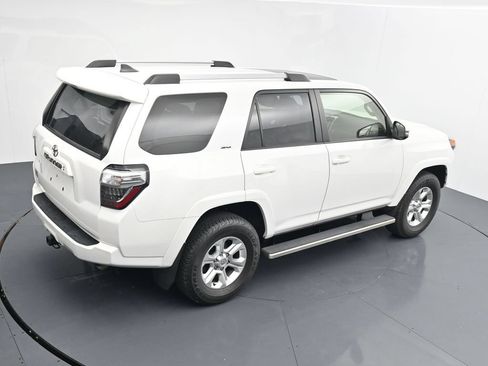 Used 2024 Toyota 4Runner SR5 Premium w/ Moonroof Package AWD/4WD image 16