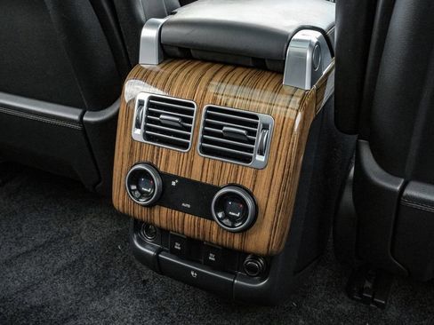 Used 2018 Land Rover Range Rover Supercharged image 47