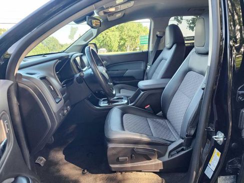 Used 2015 Chevrolet Colorado Z71 AWD/4WD image 13