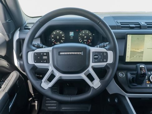 New 2025 Land Rover Defender 110 X-Dynamic SE image 13