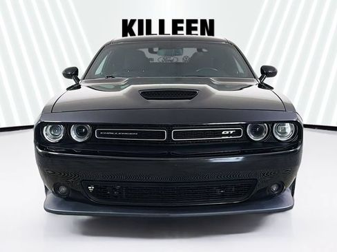 Used 2022 Dodge Challenger GT RWD image 2