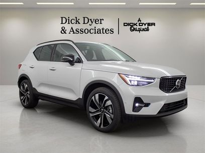 Certified 2025 Volvo XC40 B5 Plus
