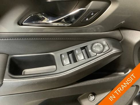 Used 2023 Chevrolet Traverse LT AWD/4WD image 24