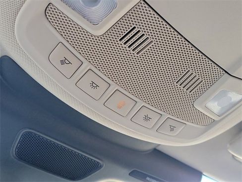 Certified 2022 Lincoln Nautilus FWD w/ Premium Package image 25