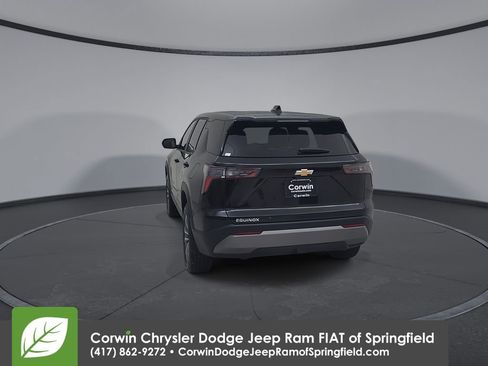 Used 2026 Chevrolet Equinox LT FWD image 12