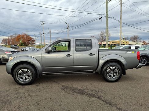Used 2019 Nissan Frontier PRO-4X image 7