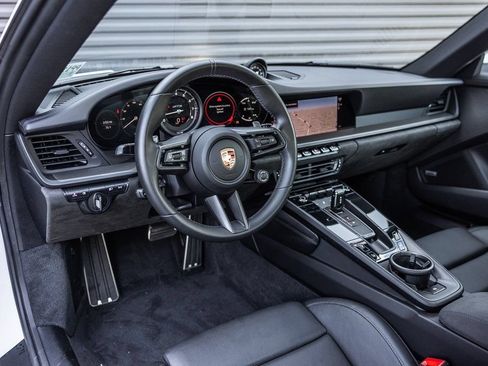 Certified 2024 Porsche 911 Carrera GTS RWD image 4
