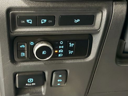 Used 2023 Ford F150 Lariat w/ Equipment Group 502A High AWD/4WD image 17