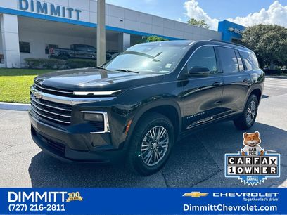 Used 2025 Chevrolet Traverse LT