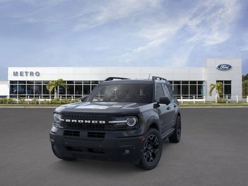 New 2026 Ford Bronco Sport Outer Banks w/ Outer Banks Tech Package+ AWD/4WD image 2