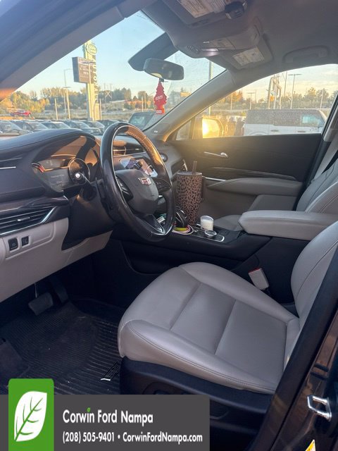 Used 2019 Cadillac XT4 Luxury FWD image 8