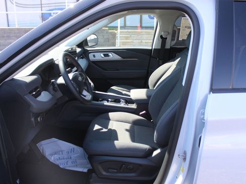 New 2026 Ford Explorer Active AWD/4WD image 20