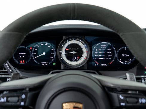 Used 2025 Porsche 911 Turbo S AWD/4WD image 24