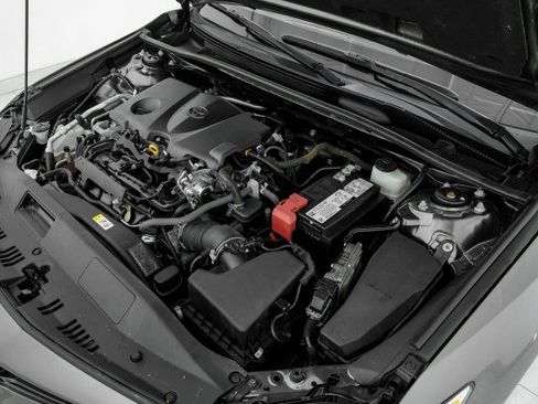 Used 2022 Toyota Camry XLE AWD/4WD image 49