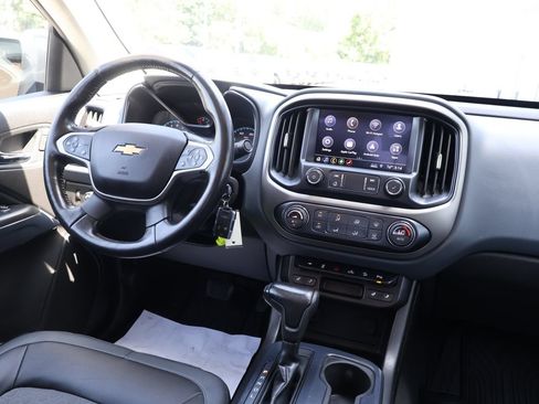 Used 2019 Chevrolet Colorado Z71 AWD/4WD image 26