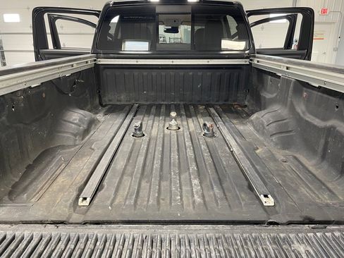 Used 2016 Nissan Titan PRO-4X image 38