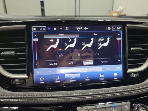 New 2026 Chrysler Pacifica Select image 19