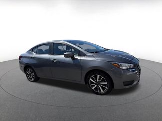 Used 2025 Nissan Versa SV FWD video 2