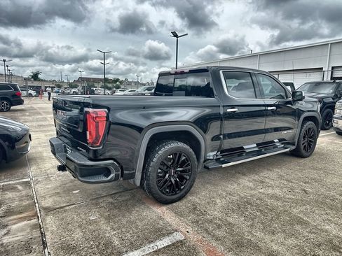 Used 2022 GMC Sierra 1500 Denali w/ Technology Package RWD image 11