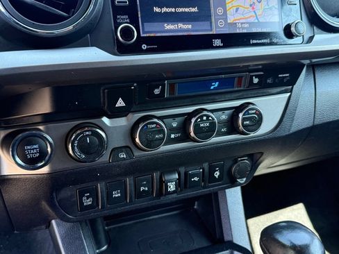 Used 2021 Toyota Tacoma Limited w/ Nightshade Package AWD/4WD image 20