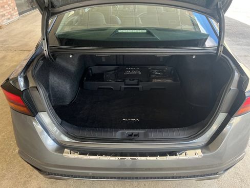 Used 2022 Nissan Altima 2.5 SR w/ Midnight Edition Package FWD image 29