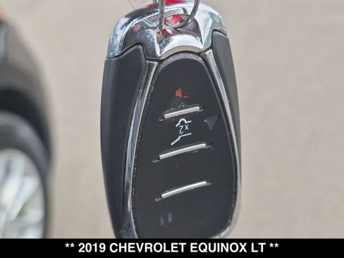Used 2019 Chevrolet Equinox LT w/ Driver Convenience Package FWD image 28