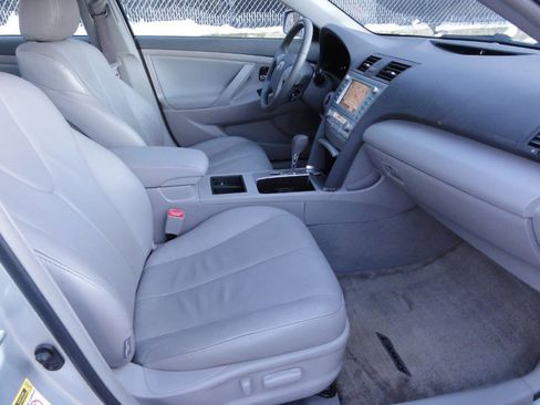 Used 2009 Toyota Camry Hybrid image 13