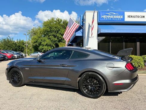 Used 2015 Ford Mustang GT Premium RWD image 33