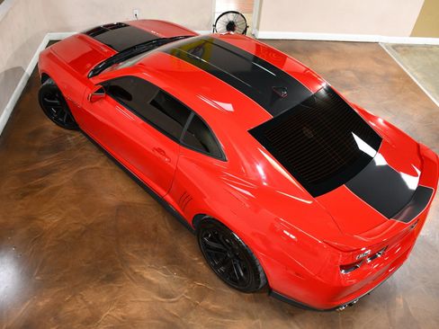 Used 2013 Chevrolet Camaro ZL1 w/ Gray Stripe Package RWD image 76