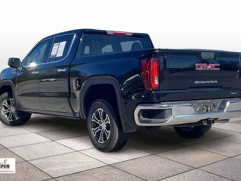 Used 2025 GMC Sierra 1500 SLT image 2