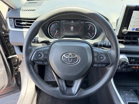 Used 2025 Toyota RAV4 XLE FWD image 24