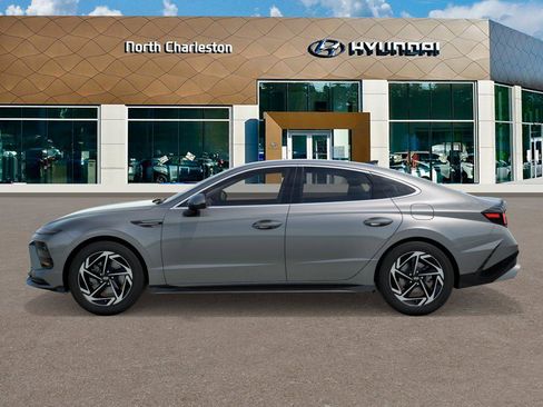 New 2026 Hyundai Sonata SEL image 3