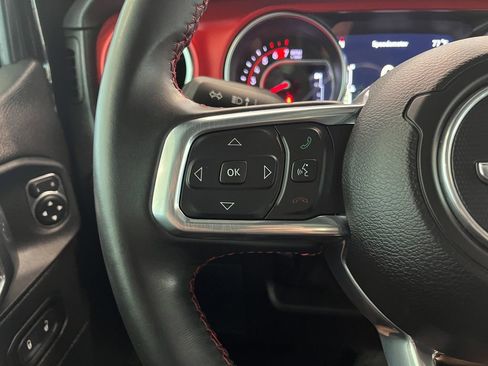 Used 2022 Jeep Wrangler Unlimited Sahara image 20