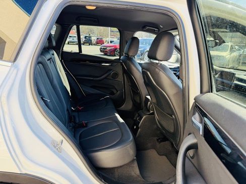 Used 2018 BMW X1 sDrive28i image 17