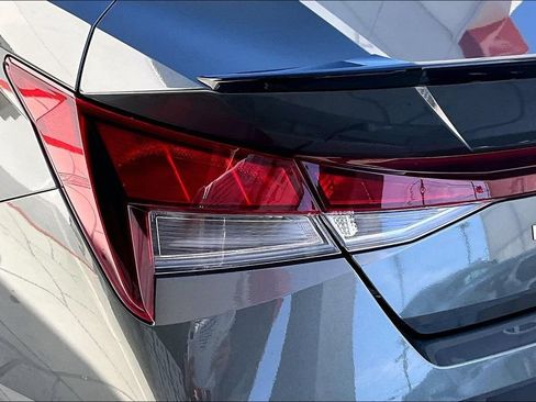 Used 2025 Hyundai Elantra Sport FWD image 23