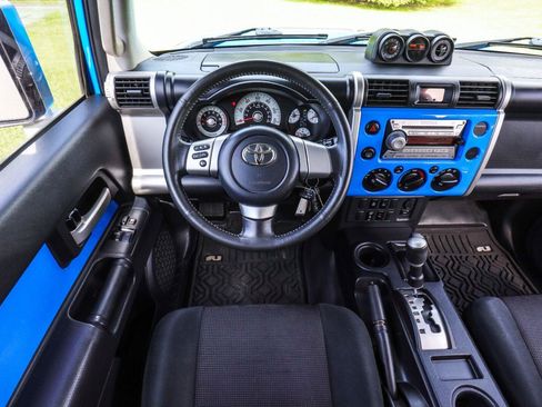 Used 2007 Toyota FJ Cruiser 4WD w/ Upgrade Pkg 1 image 20