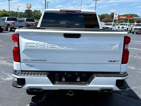 Used 2022 Chevrolet Silverado 1500 RST image 4