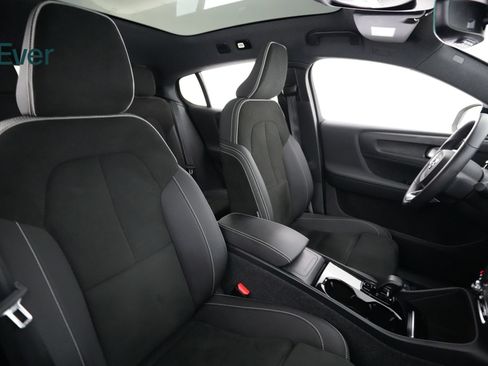 Used 2023 Volvo C40 P8 Recharge Plus AWD/4WD image 23