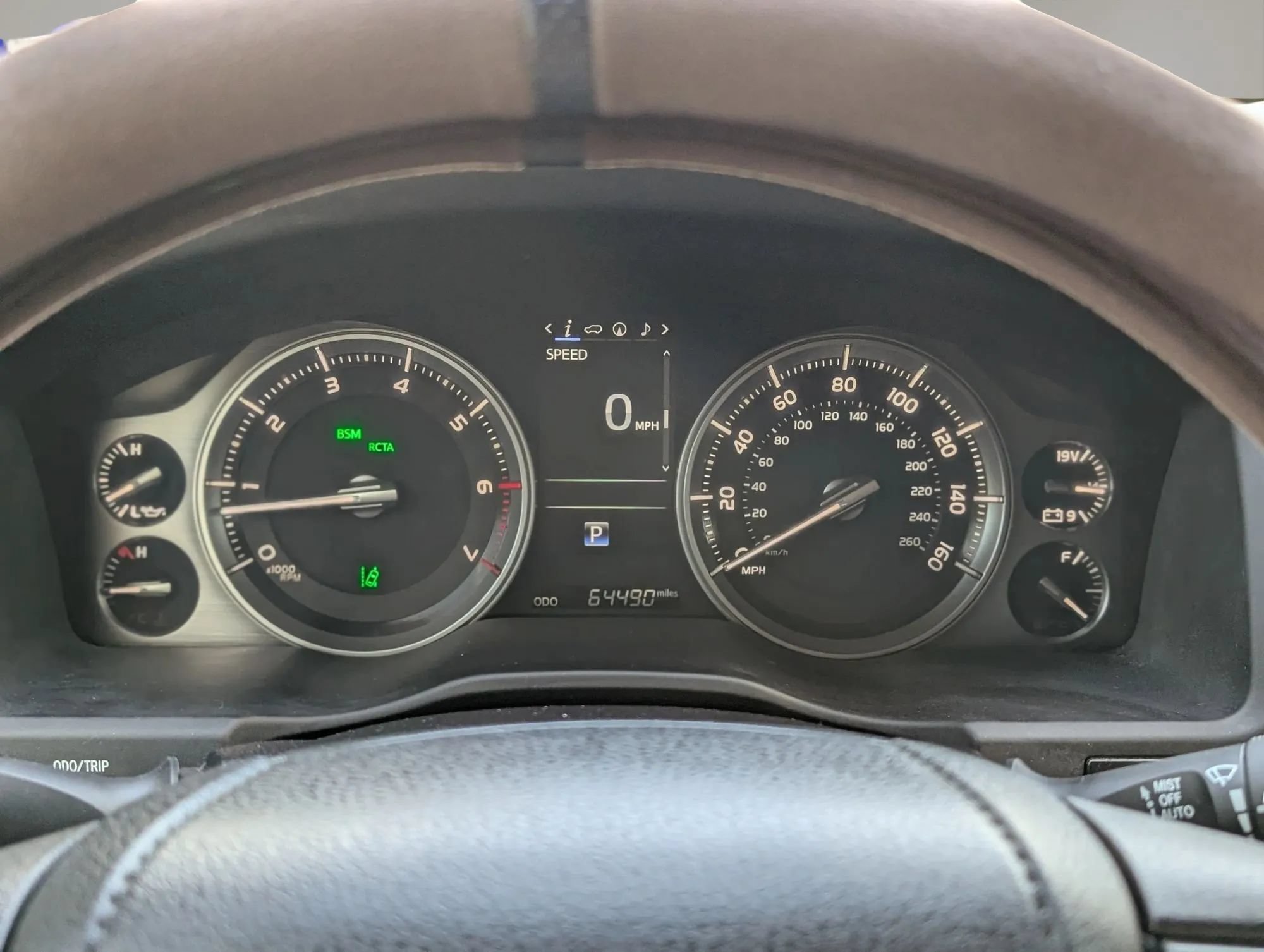 Used 2018 Toyota Land Cruiser AWD/4WD image 33