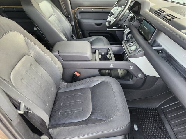 Used 2020 Land Rover Defender 110 SE AWD/4WD image 10