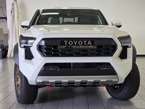 New 2026 Toyota Tacoma 4x4 Double Cab Hybrid image 13