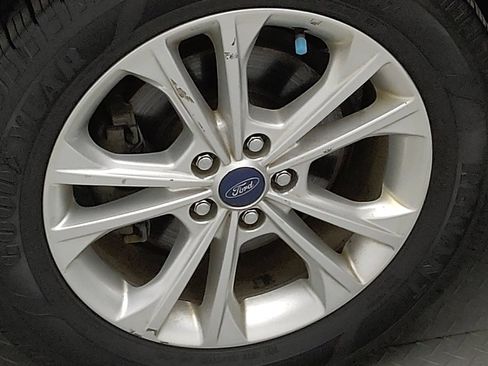 Used 2018 Ford Escape SE FWD image 31