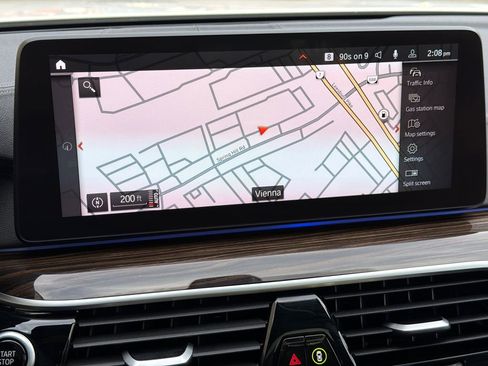 Used 2023 BMW M550i xDrive M550i xDrive w/ Executive Package image 27