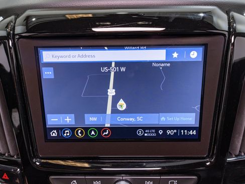 Used 2023 Chevrolet Traverse LT w/ LT Premium Package AWD/4WD image 19