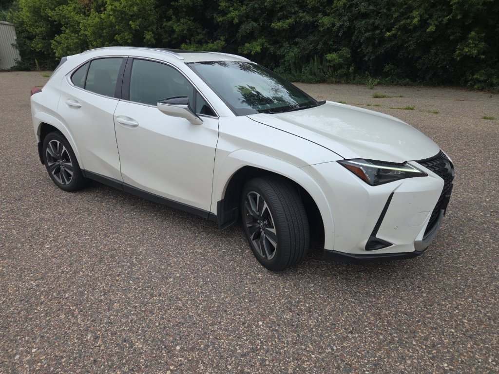 Used 2024 Lexus UX 250h AWD w/ Premium Package image 28